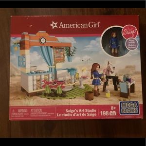 NEW American girl Saige’s art studio mega blocks